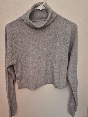 Gray Ribbed Turtleneck Crop Top - Classic Casual